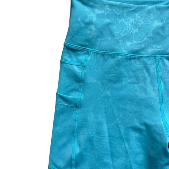 NWT Zyia Active Aqua Paradise pocket light n tight high rise capri size 8-10 - Picture 4 of 7